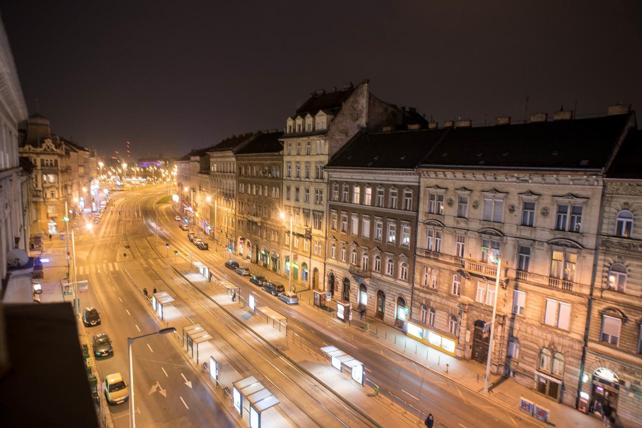 Nine Trees Apartment Budapest Exterior photo