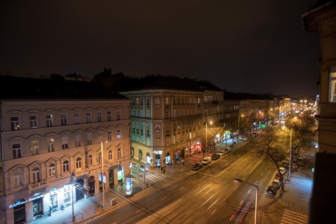 Nine Trees Apartment Budapest Exterior photo